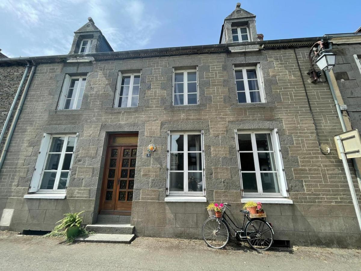Maison spacieuse authentique proche St Malo Rennes, bienvenue à la Casa Cozumel Pleugueneuc Extérieur photo